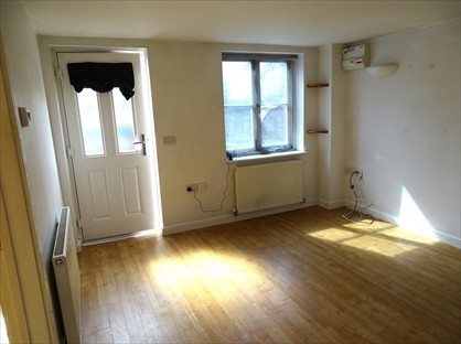 1 Bed Flat, Sylvadale Mews, CT2