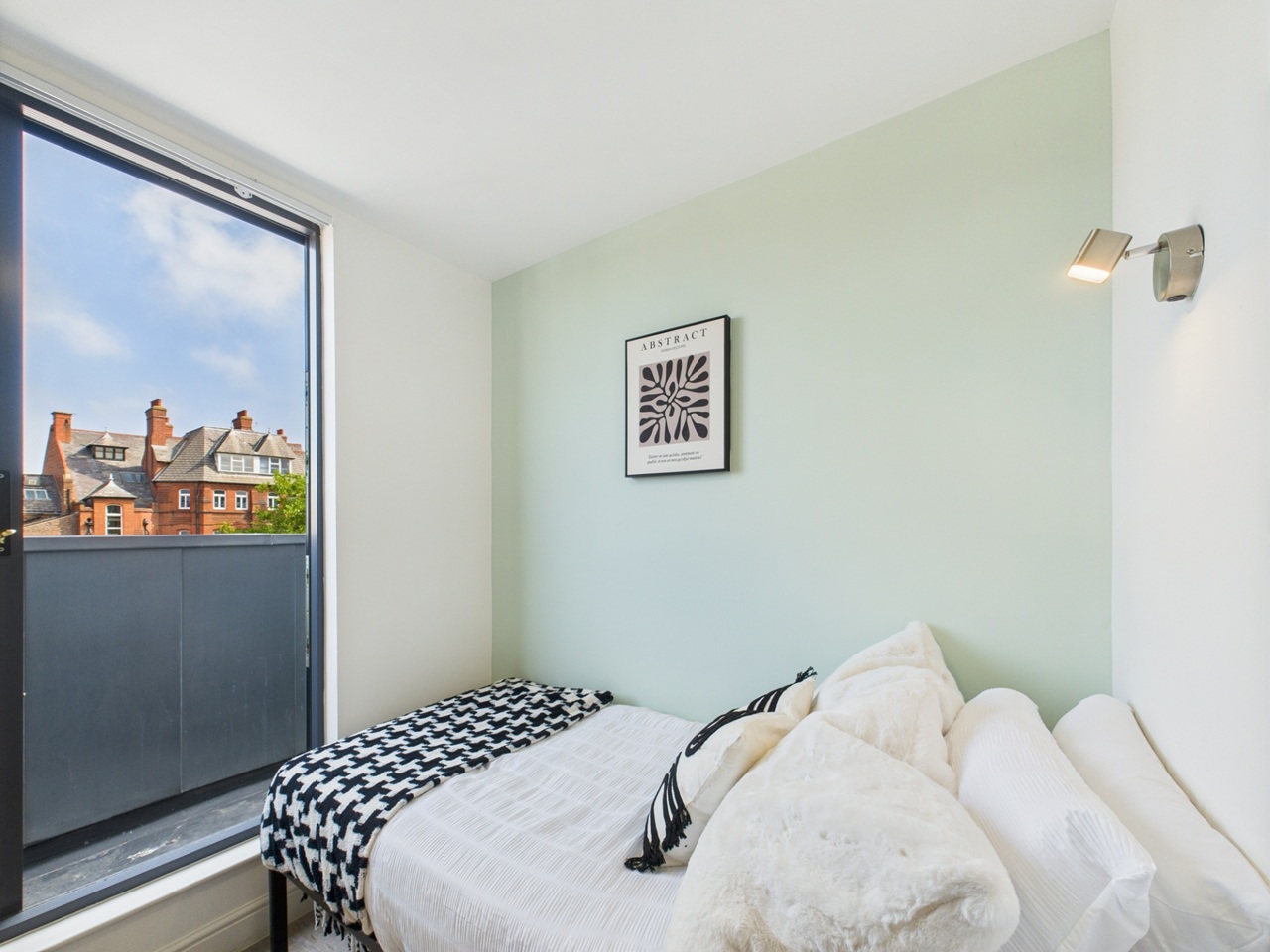 Additional image 10 of Room in a Shared Flat, Rodney St, L1, N1 7GU