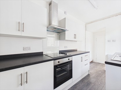 2 Bed Terraced House, Hampton Road, TS18