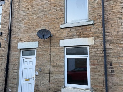 2 Bed Terraced House, Victoria St, DL4