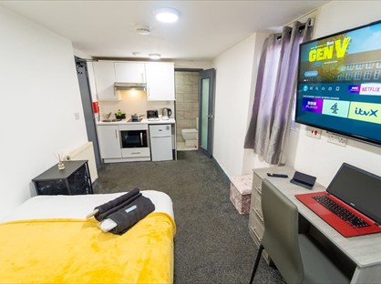 Studio Flat, Dale Road, B29