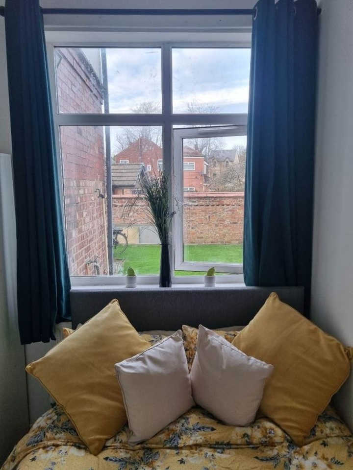 Additional image 6 of 2 Bed Flat, Rusholme Grove, M14, N1 7GU