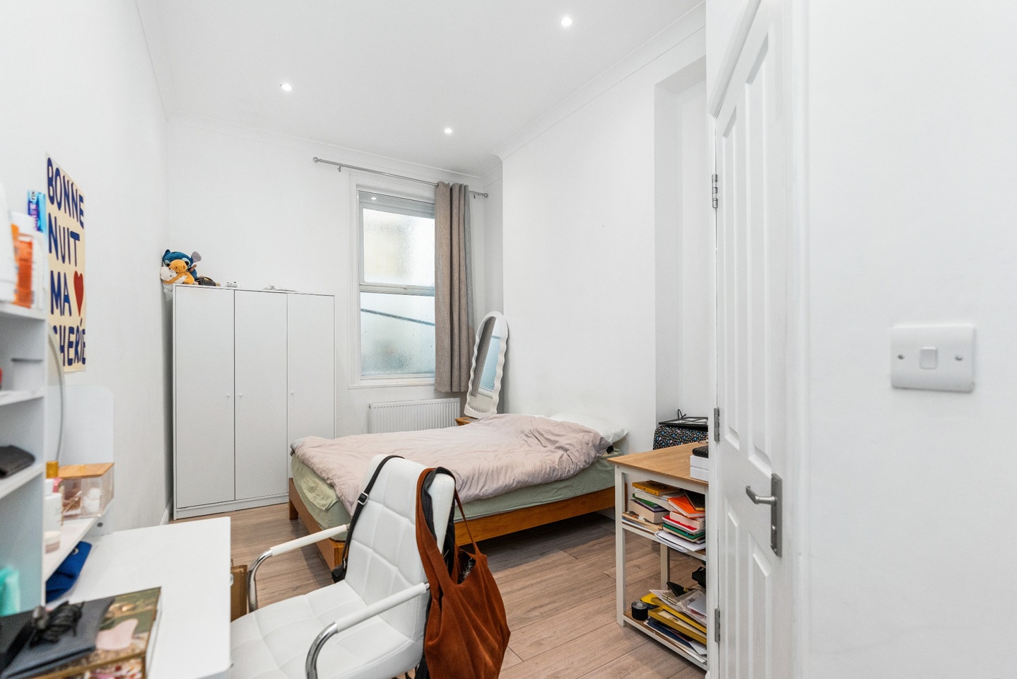 Additional image 15 of 1 Bed Flat, West St, BN1, N1 7GU