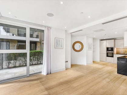 2 Bed Flat, Central Avenue, SW6