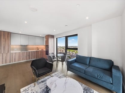 2 Bed Flat, Hewson Way, SE17