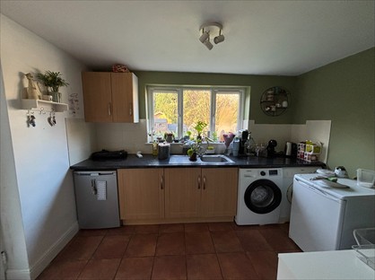 Studio Flat, Buckhurst Mead, RH19