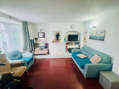 2 Bed Terraced House, Ivyhouse Road, RM9
