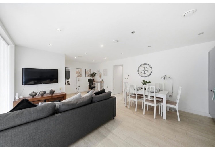 Additional image 2 of 2 Bed Flat, Great Northern Road, CB1, N1 7GU