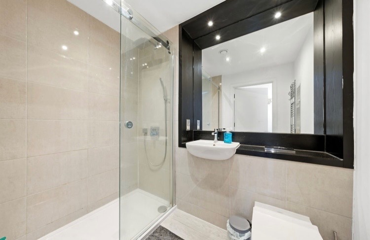 Additional image 7 of 2 Bed Flat, Great Northern Road, CB1, N1 7GU