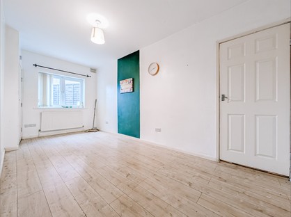 1 Bed Flat, Conrad Road, CV6