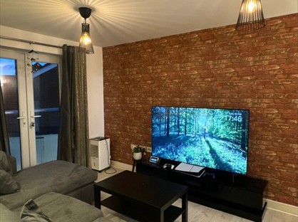 2 bed flat/apartment for rent in 2 Bed Flat, Park View Court, B70