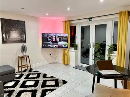 Room in a Shared House, Mercer Close, B61