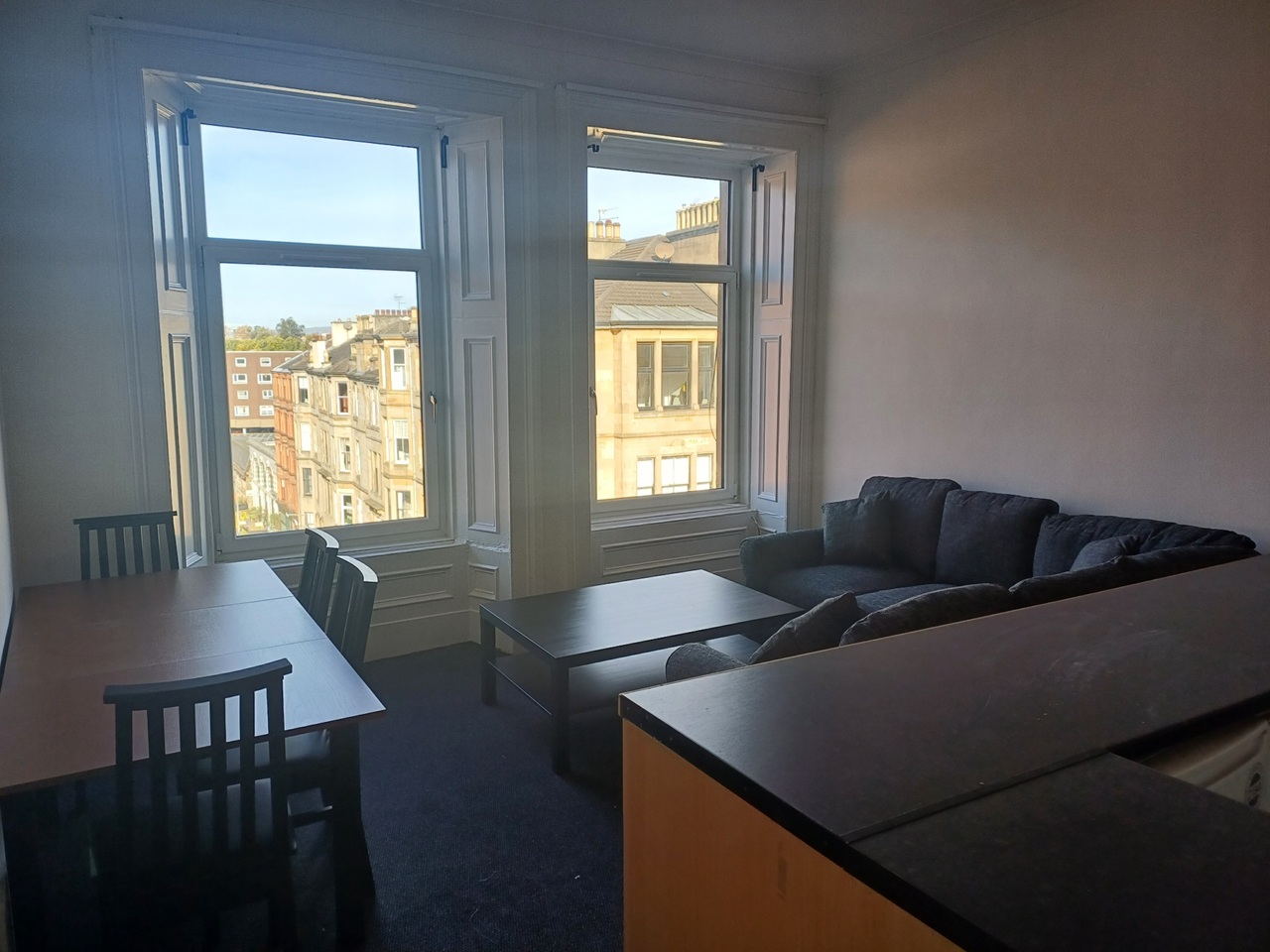 4 Bed Flat, Kersland St, G12 photo 2