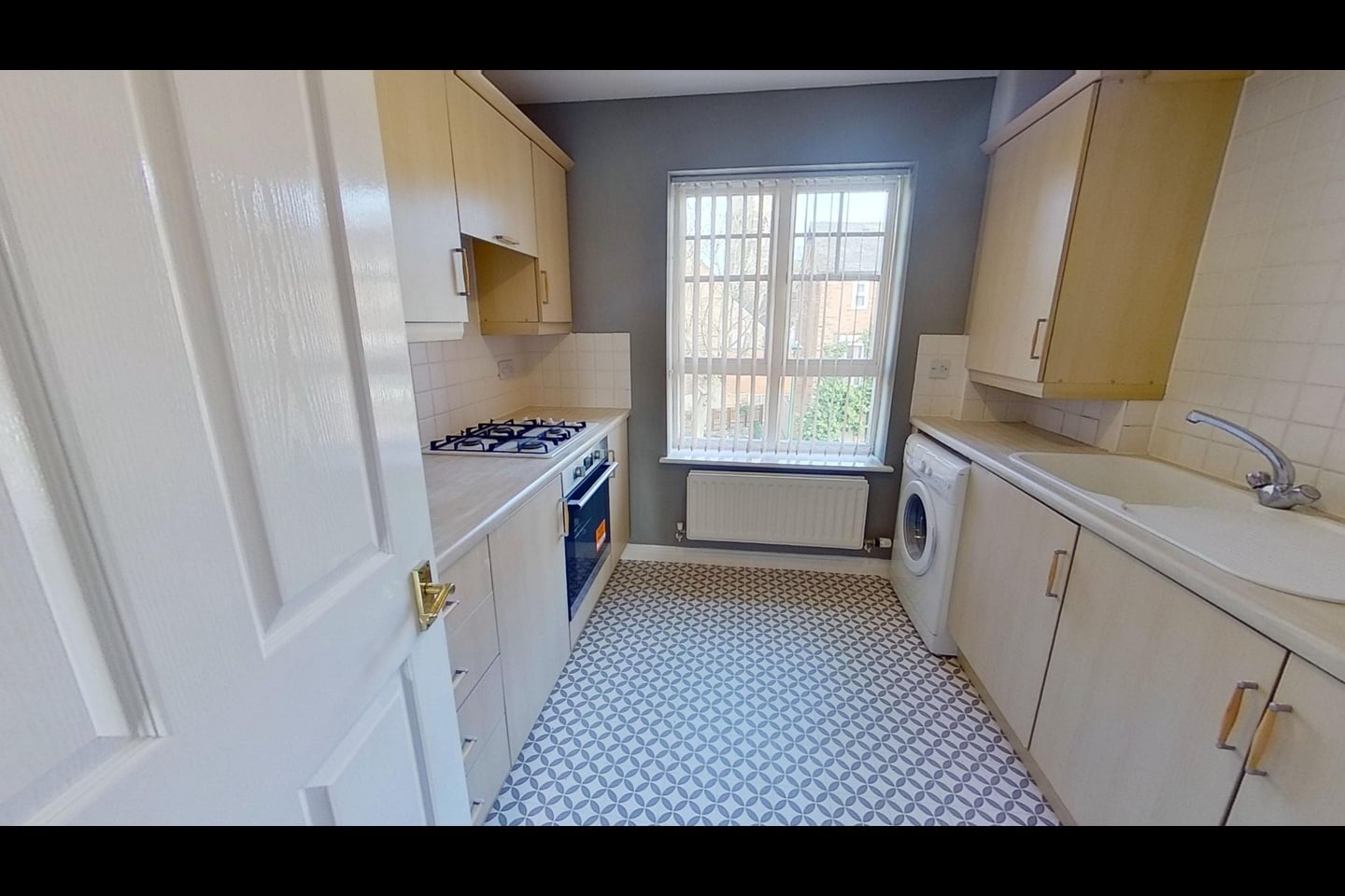 Additional image 4 of Room in a Shared Flat, Tudor Court, NG7, N1 7GU