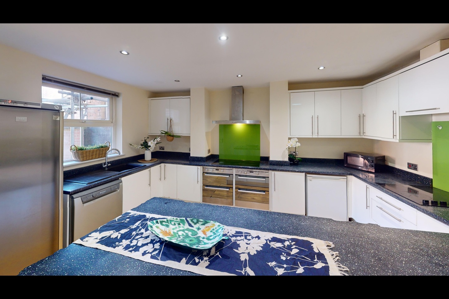 Additional image 5 of Room in a Shared House, Alpha Terrace, NG1, N1 7GU