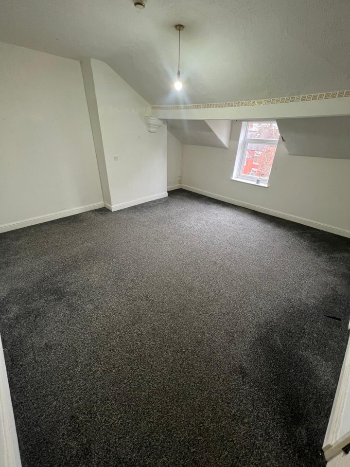 1 Bed Flat, Charnwood St, DE1, N1 7GU