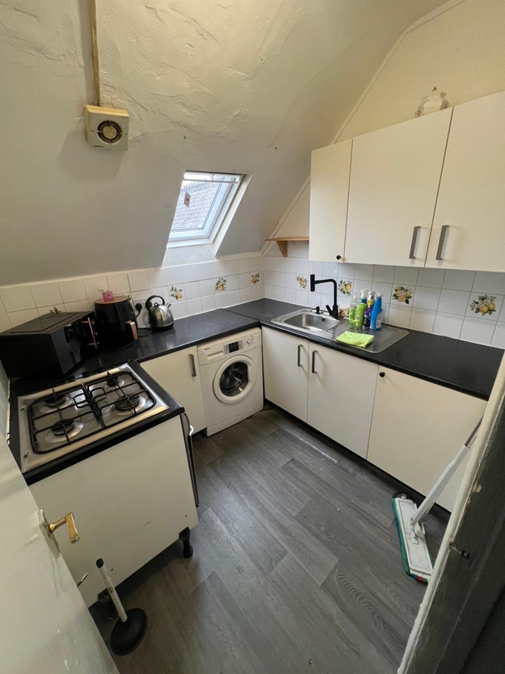 Additional image 3 of 1 Bed Flat, Charnwood St, DE1, N1 7GU