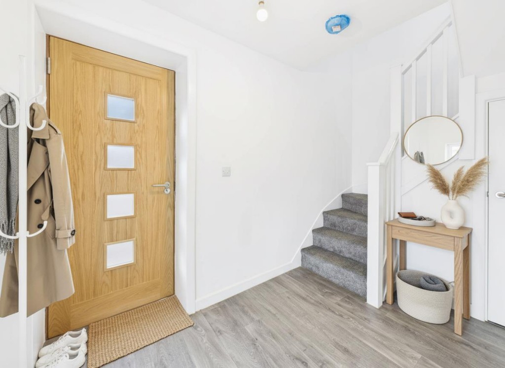 Additional image 15 of 3 Bed Semi-Detached House, Derbyshire Lane, S8, N1 7GU