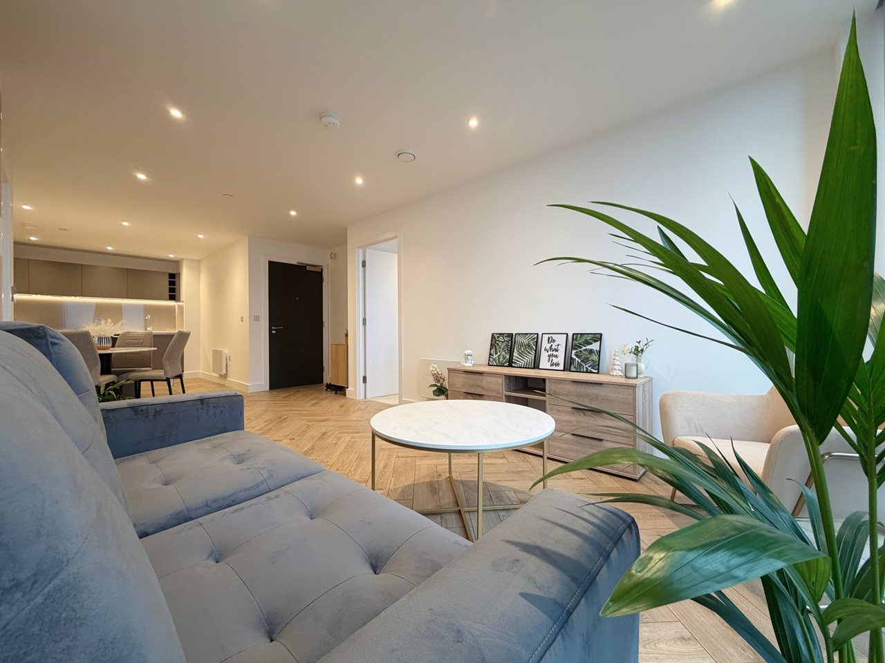 2 Bed Flat, Port Street, M1, N1 7GU