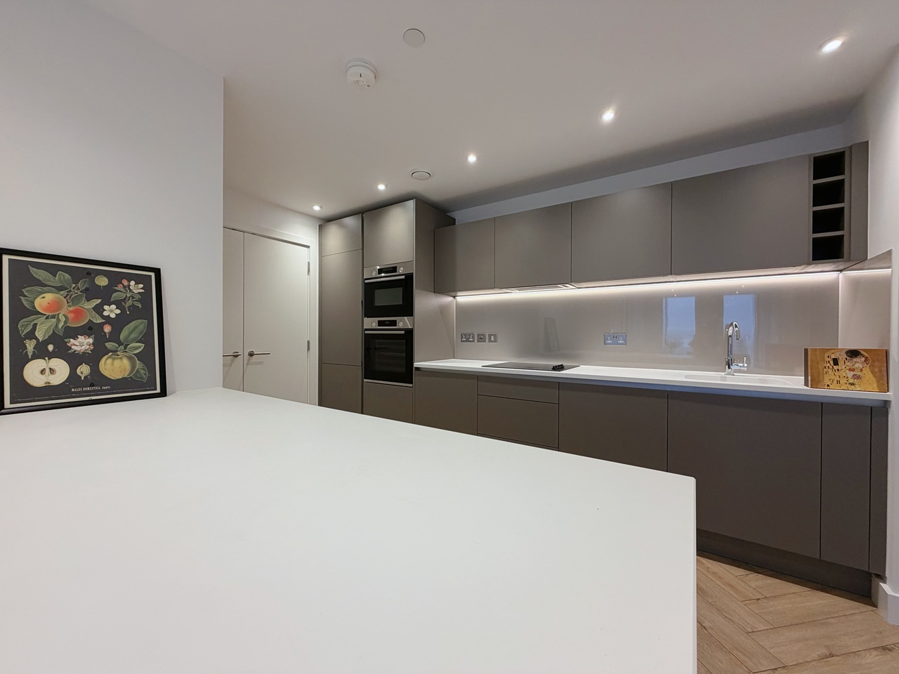 Additional image 7 of 2 Bed Flat, Port Street, M1, N1 7GU