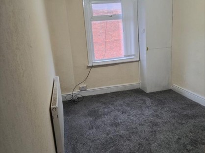 1 Bed Flat, Brewster St, M9