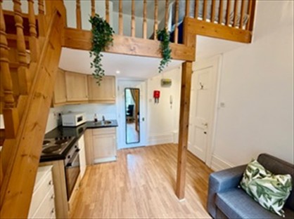 Studio Flat, London, W2