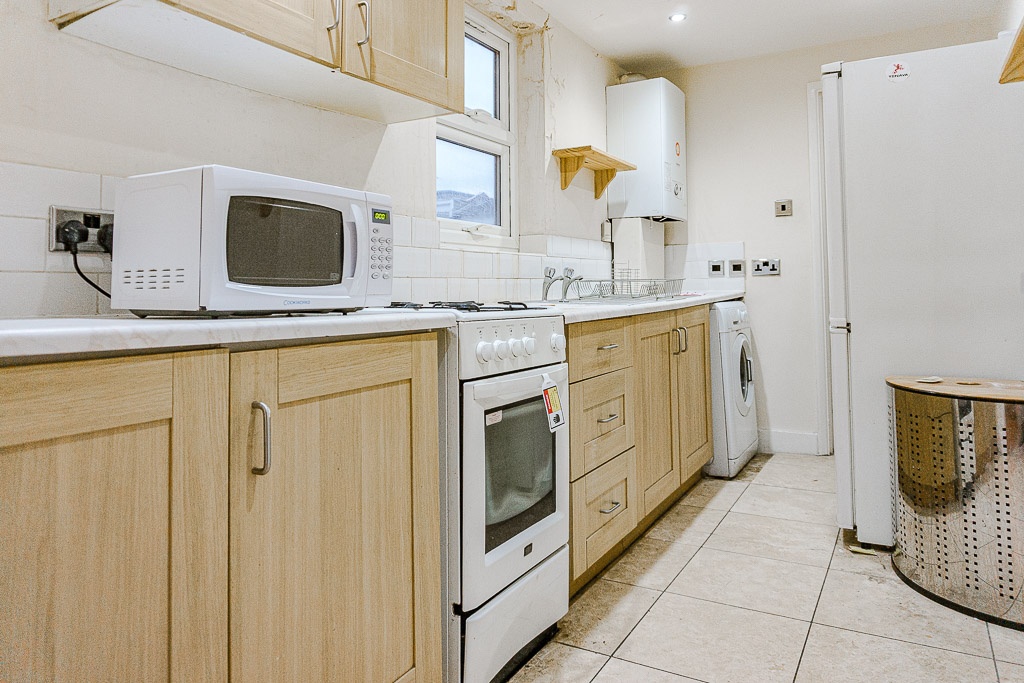 Additional image 3 of Room in a Shared Flat, Stunning Double Room In Brixton/Stoc, SW9, N1 7GU