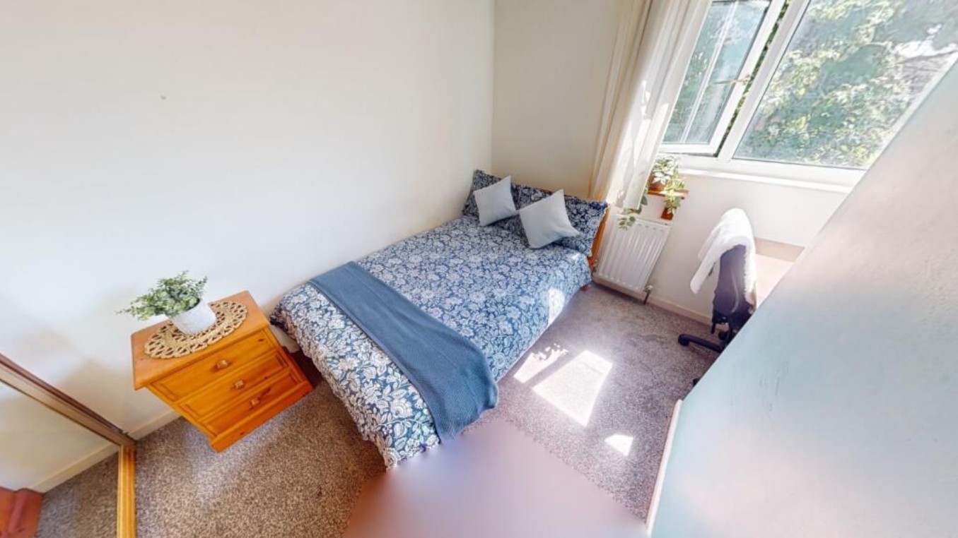 Additional image 5 of 4 Bed Semi-Detached House, Harlaxton Walk, NG3, N1 7GU