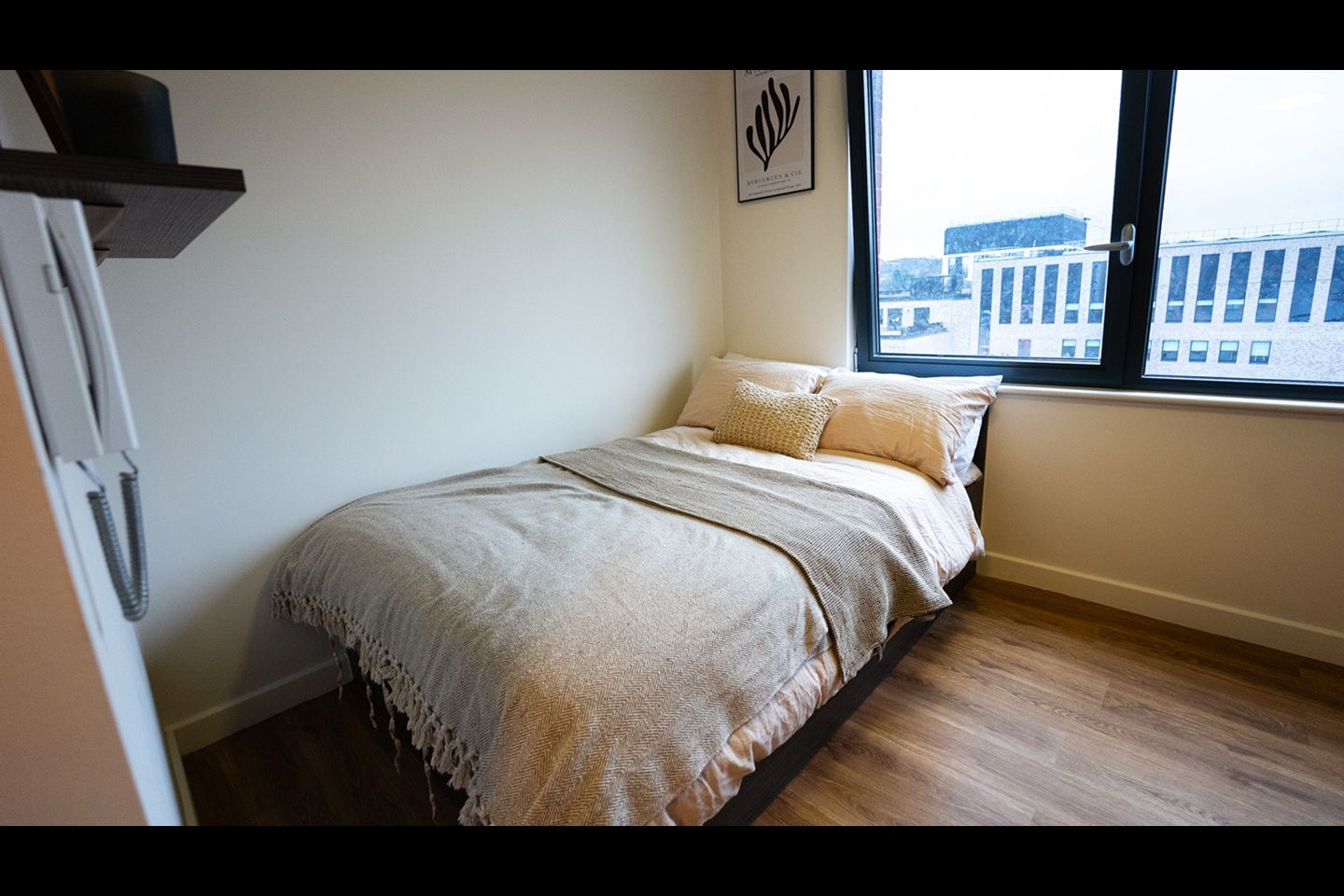 Additional image 4 of Studio Flat, Pearl Works, S1, N1 7GU