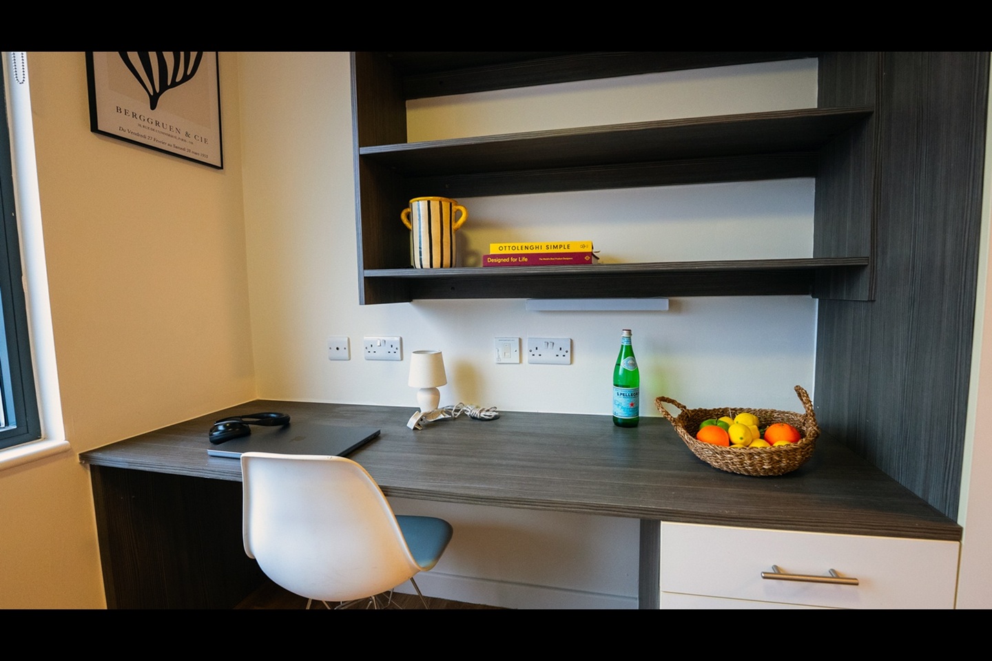 Additional image 5 of Studio Flat, Pearl Works, S1, N1 7GU