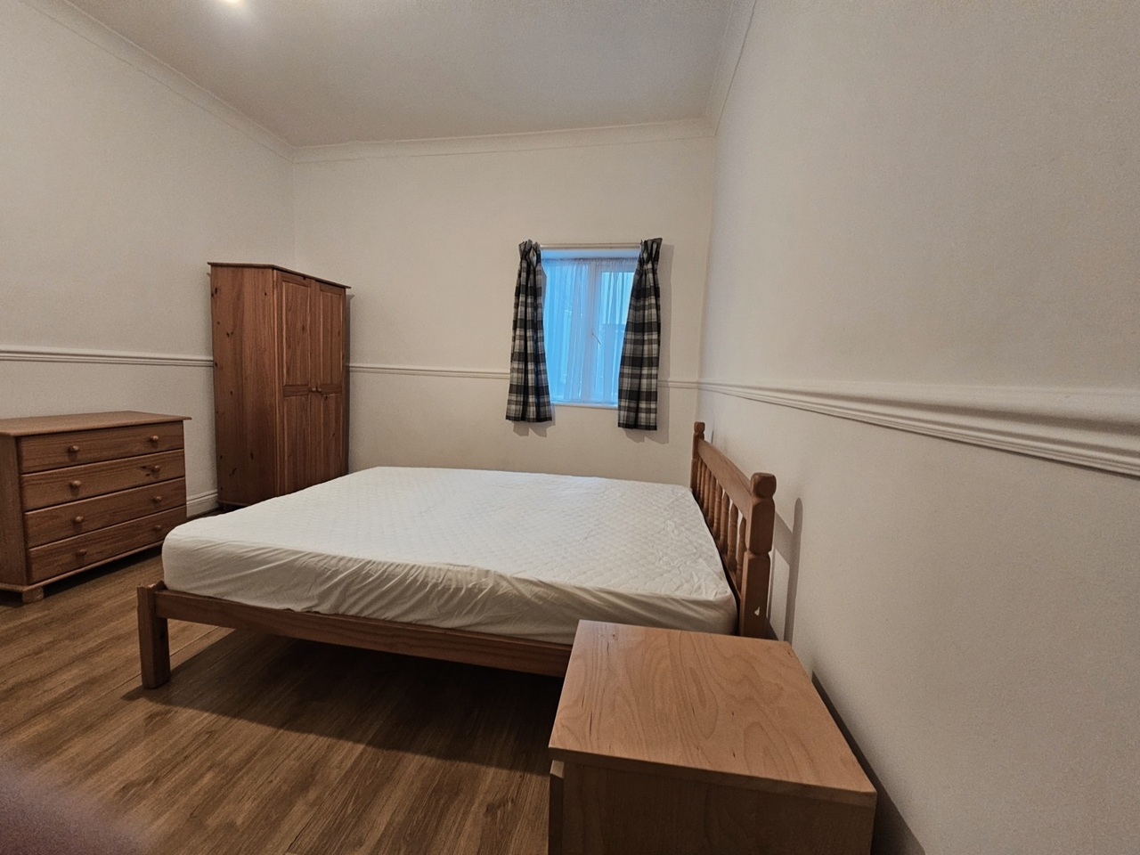 Additional image 3 of Room in a Shared House, Derby Road, SO14, N1 7GU
