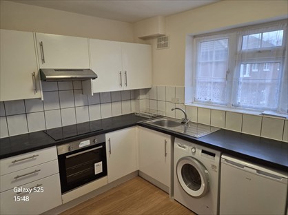 2 Bed Flat, Lantern Close, HA0