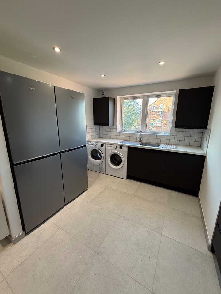 Additional image 8 of Room in a Shared Flat, Barrique Road, NG7, N1 7GU