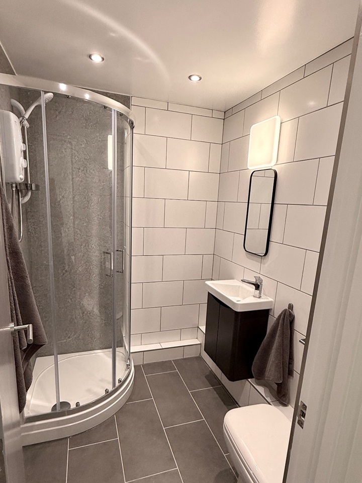 Additional image 5 of Room in a Shared Flat, Barrique Road, NG7, N1 7GU