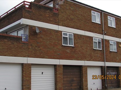 2 Bed Flat, Rokescroft, SS13