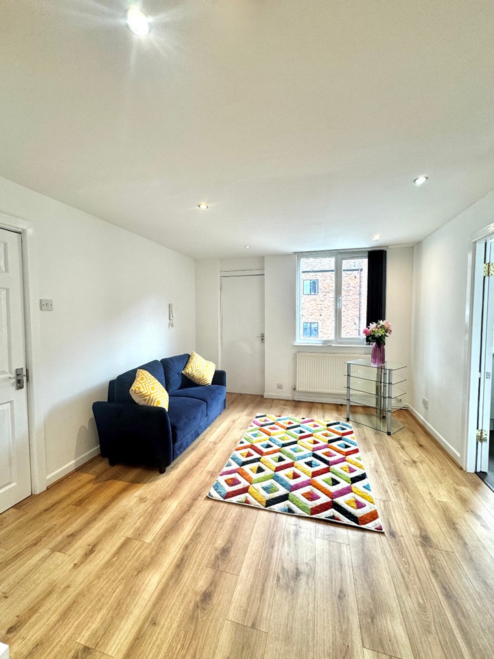 Additional image 2 of 2 Bed Flat, Henry Street, L1, N1 7GU