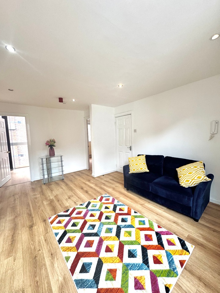Additional image 4 of 2 Bed Flat, Henry Street, L1, N1 7GU