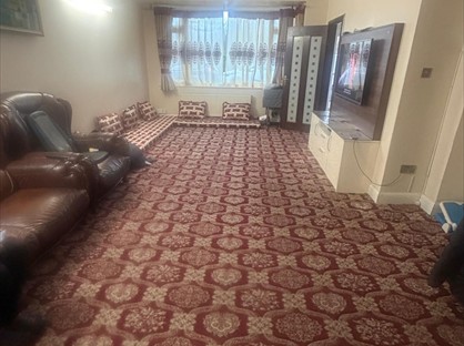 4 Bed Semi-Detached House, Cains Lane, TW14