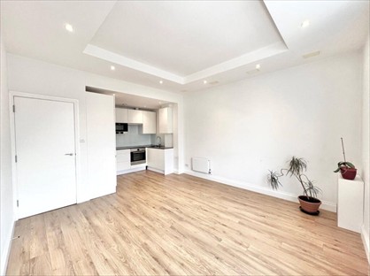 1 Bed Flat, Chippenham Road, W9