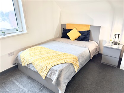 Room in a Shared House, Short Street, NG17