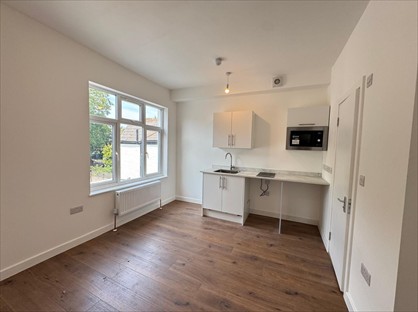 Studio Flat, Beulah Road, CR7