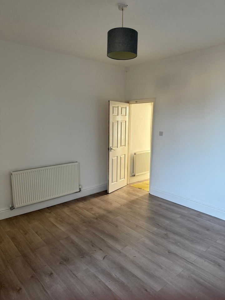 Additional image 4 of 3 Bed Semi-Detached House, Brandreth Road, S6, N1 7GU