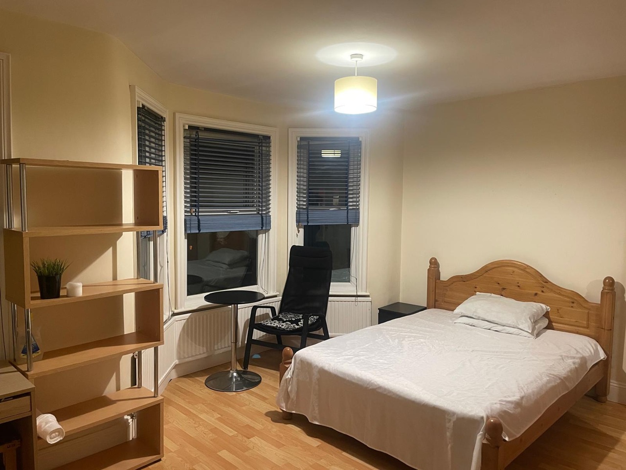 London - Room in a Shared House, London, N22 - To Rent Now for £1,100. ...