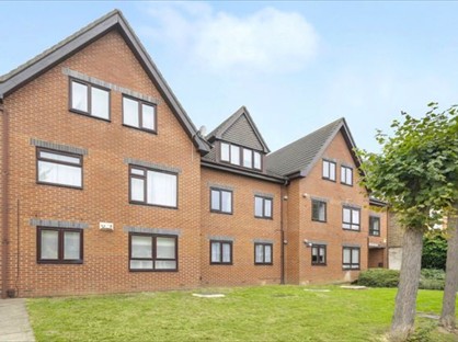 1 Bed Flat, Templeton Court, E10