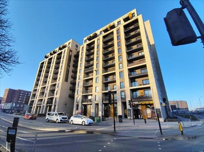 2 Bed Flat, Erken Plaza, IG11