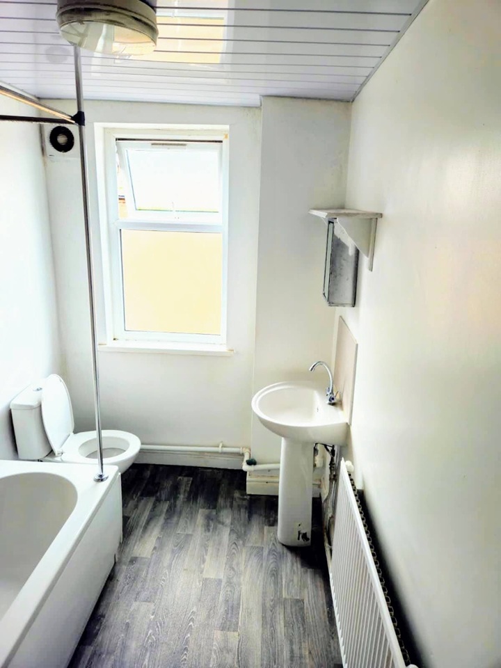 Additional image 3 of 2 Bed Terraced House, Worthington St, LE2, N1 7GU