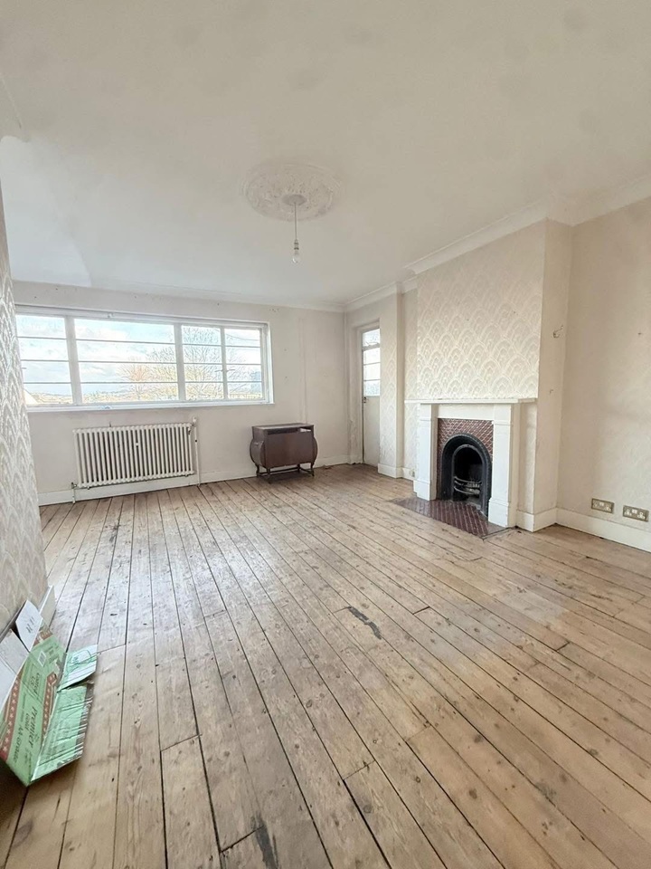 Additional image 9 of 2 Bed Flat, Dorchester Court, SE24, N1 7GU