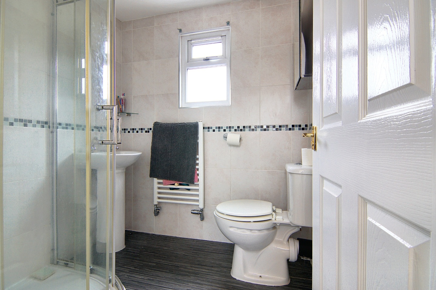 Additional image 13 of 5 Bed Semi-Detached House, Mitchell Avenue, CV4, N1 7GU