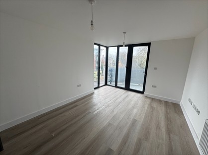 1 Bed Flat, Farnborough Road, GU14