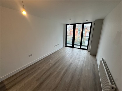 1 Bed Flat, Farnborough Road, GU14